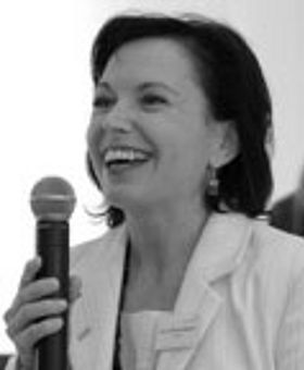 Mag. PhDr. Silvia Neumann-Ponesch, MAS